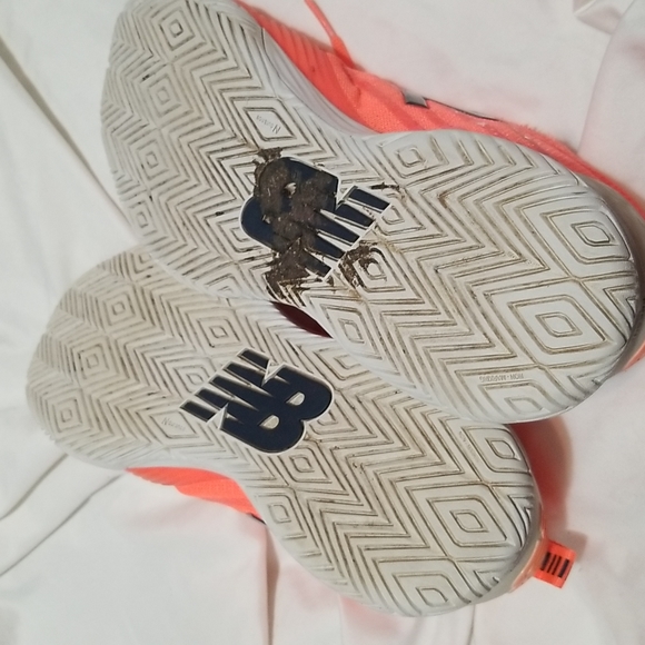 New balance shoes - Picture 6 of 9